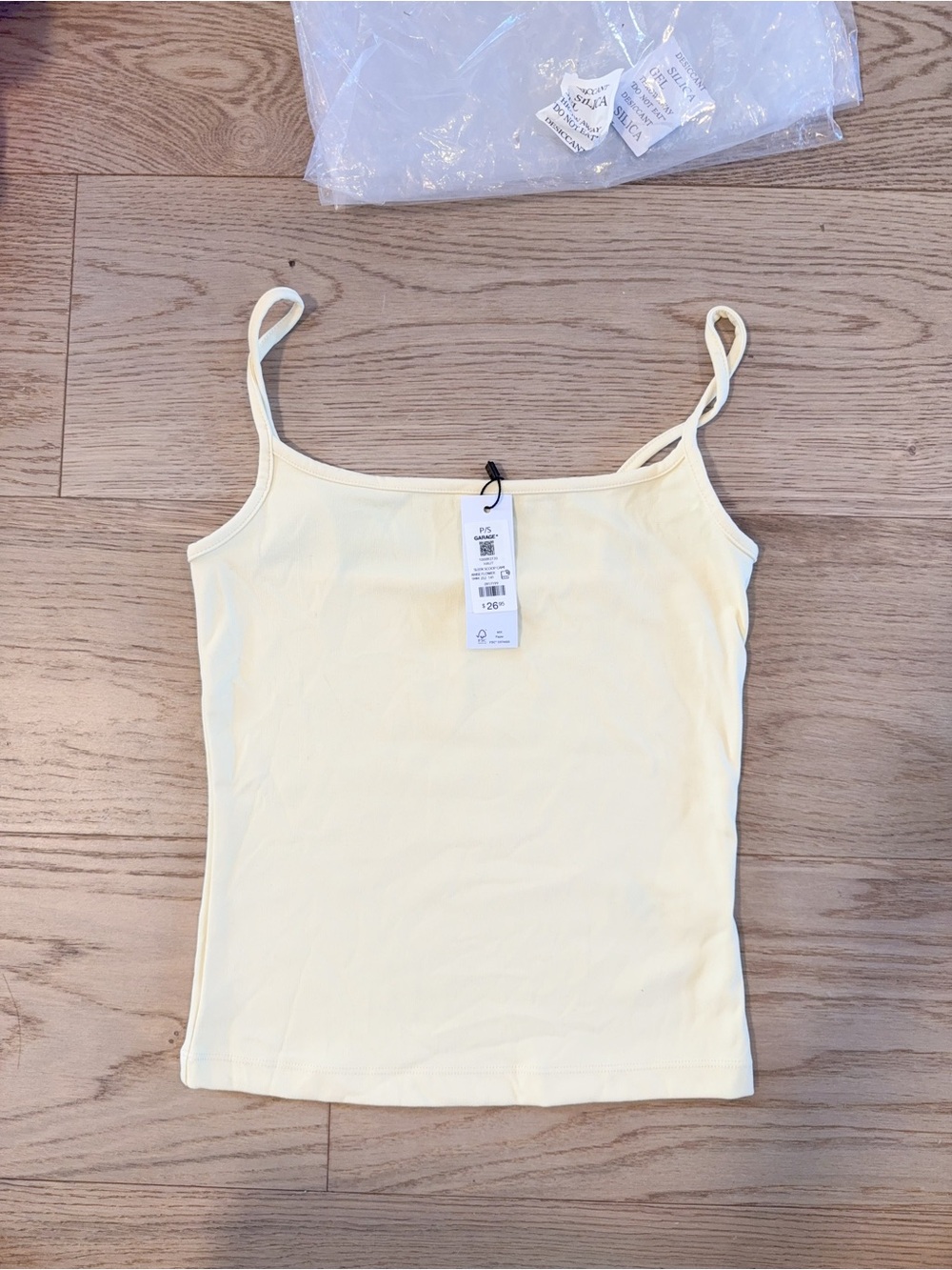 NWT 100092730 Garage HAUT SLEEK SCOOP CAMI ANISE FLOWER S